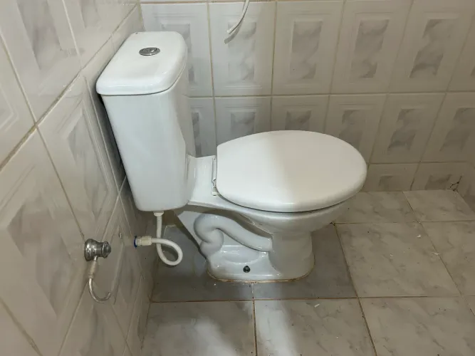 Vaso sanitário com caixa acoplada 