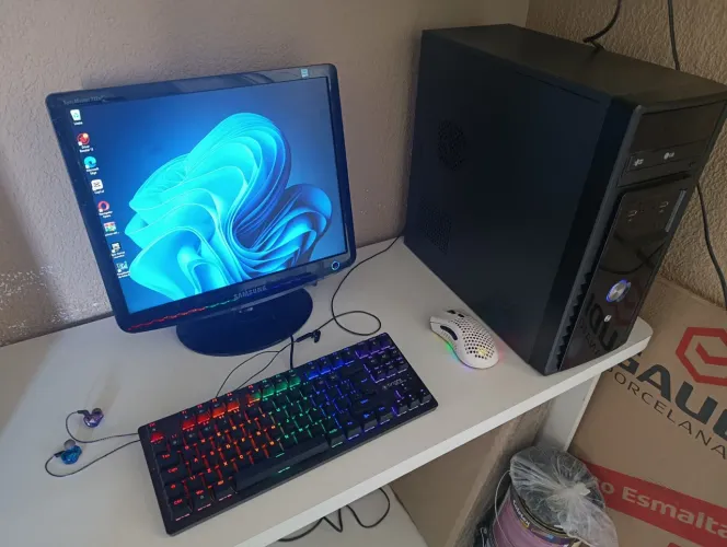Pc semi gamer completo!