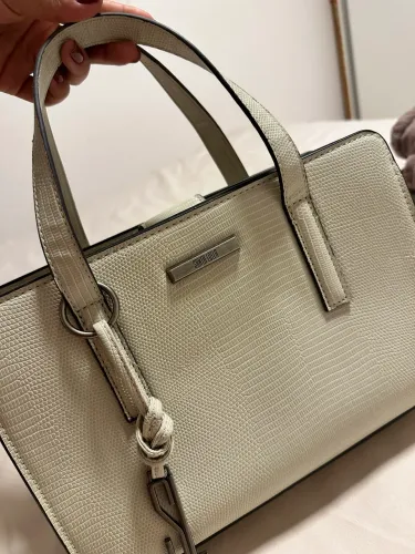 BOLSA SANTA LOLLA TOTE TEXTURIZADA GRANDE - GELO