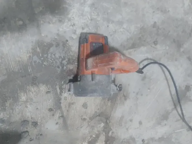 Serra mármore da black Decker 127 V