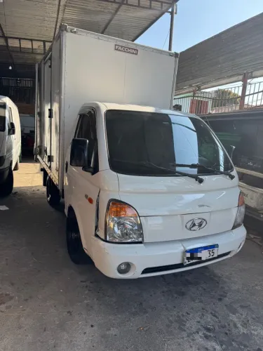Hyundai HR 2.5 TCI Diesel (rs/rd) 2011