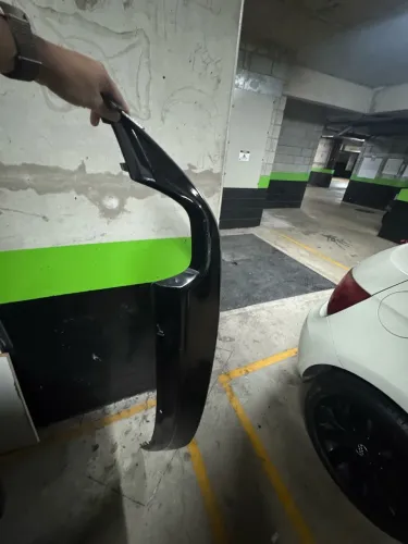Spoiler parachoque Golf TSi 2016 black piano