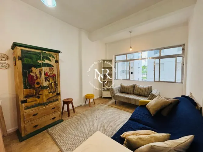 Apartamento á venda | 01 quarto | na quadra da praia | Gonzaga - Santos