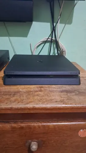 Ps4 slim