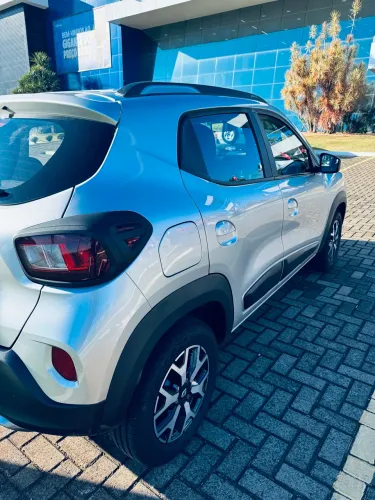 Renault Kwid Outsider 1.0 Flex 12V 5P Mec. 2024