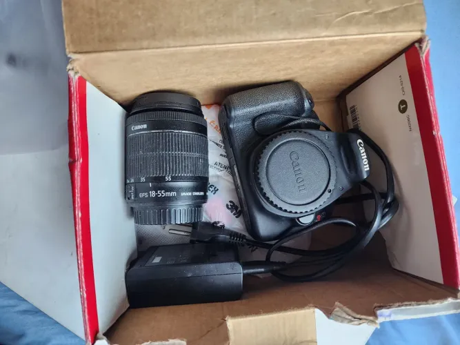Canon T5 + Lente original + SanDisk 128GB (Original)