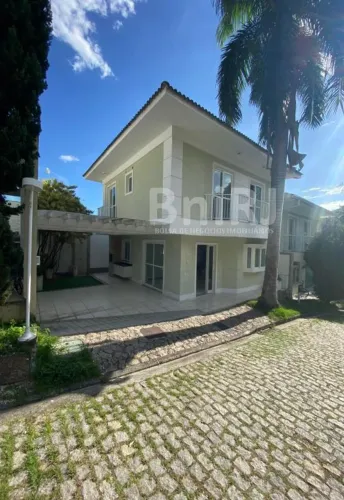 Casa de 4 quartos em São Francisco para venda ou aluguel