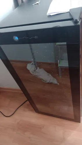 Vendo adega marca vicini para 32 garrafas