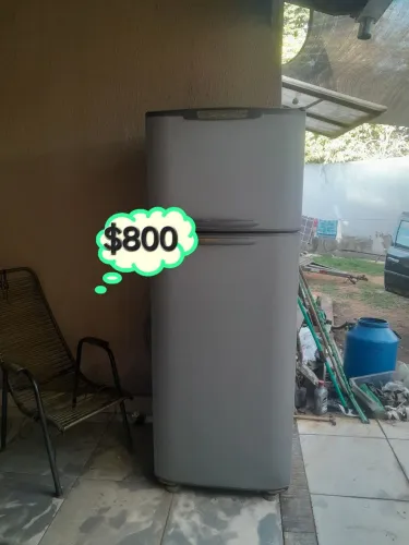 Geladeira duas portas grande df44,entrega grátis próximo de mim