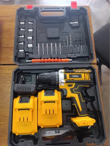 Furadeira de Impacto e Parafusadeira 48V NOVA R$ 180