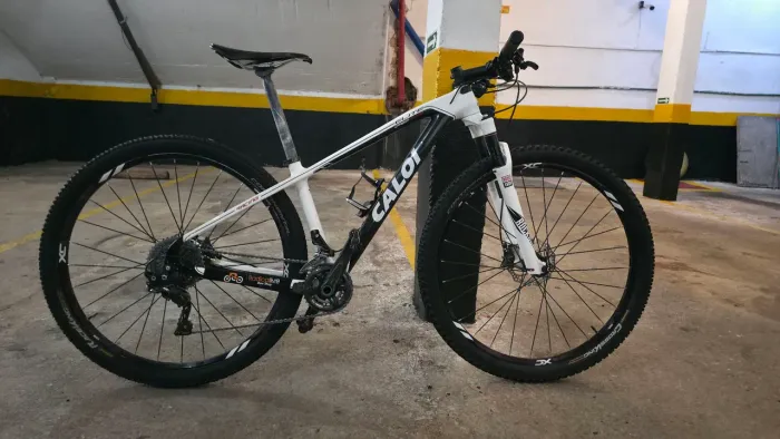 Vendo Bicicleta Caloi Elite Carbon Racing