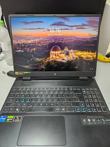 Notebook Acer Predator Helios Neo 16 i7 / RTX 4050 / 32 GB