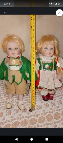 Coleção de bonecas de porcelana variadas lindas e muito antigas