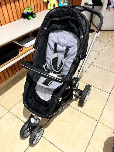 Carrinho de bebê Kiddo Compass II