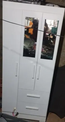 Vendendo Guarda Roupa