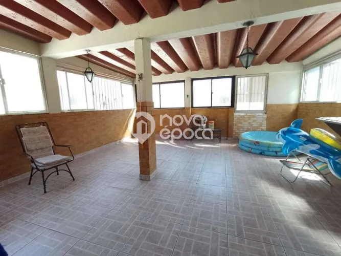Praça da Bandeira | Casa de Vila 3 quartos, sendo 2 suites