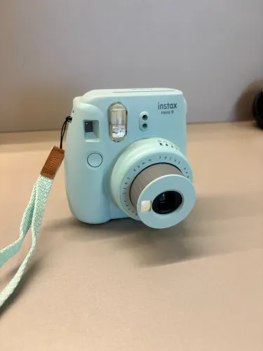 Camera Polaroid cor Tiffany