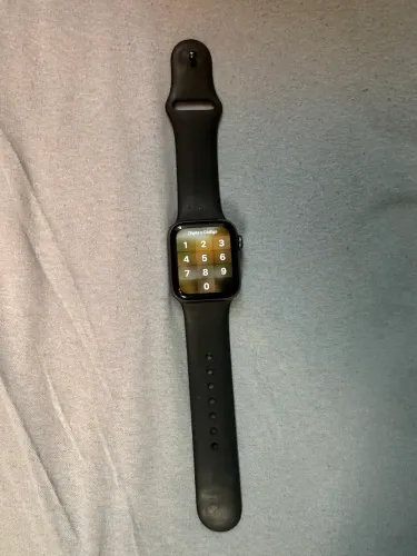 Apple Watch series 5 40mm