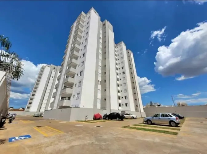 Apartamento Novo à Venda