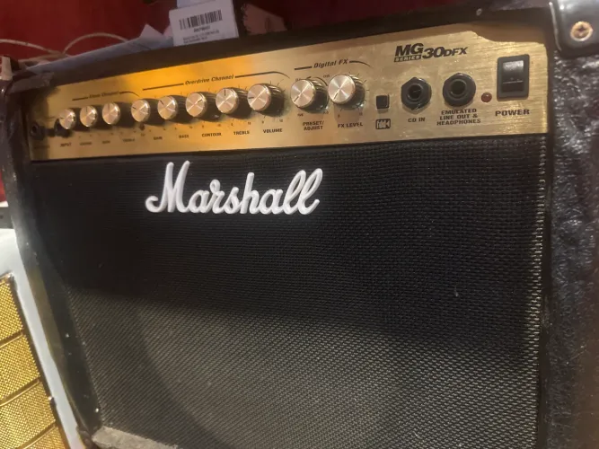 Amplificador marshall