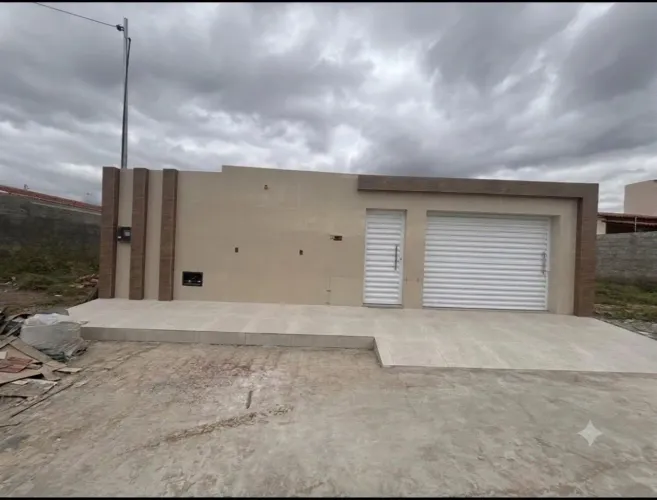 Oportunidade! Casa Moderna com Garagem Ampla e Acabamento Premium