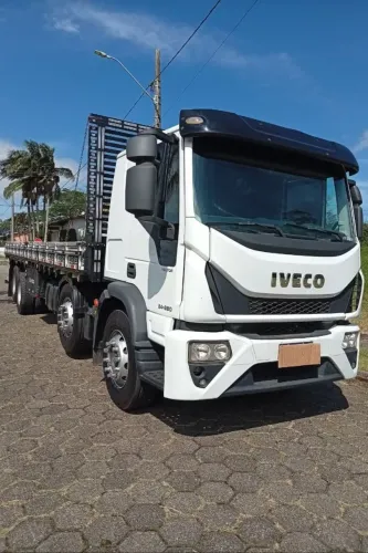 Iveco Tector 8x2 Único Dono 2022