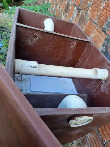 CAIXA SEPARADORA ÁGUA E ÓLEO 