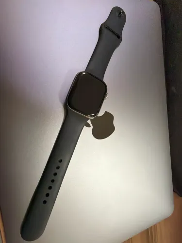 Apple Watch s11 -42mm