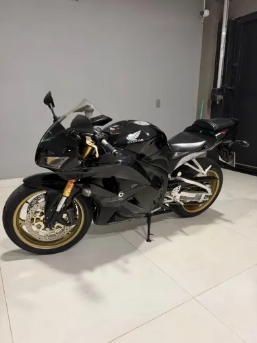 CBR 600RR Linda