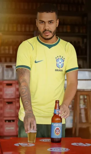 Camisa Seleção Brasileira Amarela Unissex Dry Fit Modelo Jogador Emborrachada