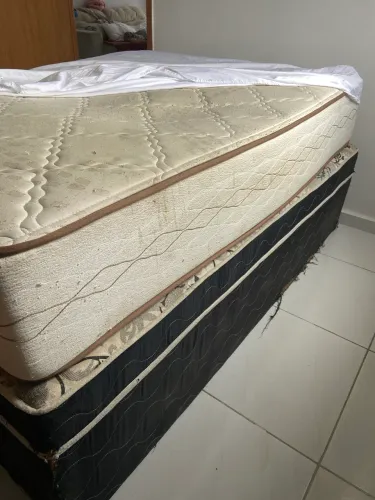 Cama box + colchão 
