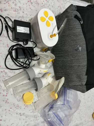 Bomba Extratora Medela pump in style