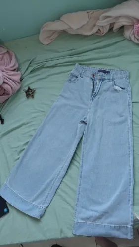 Calça jeans pantacourt