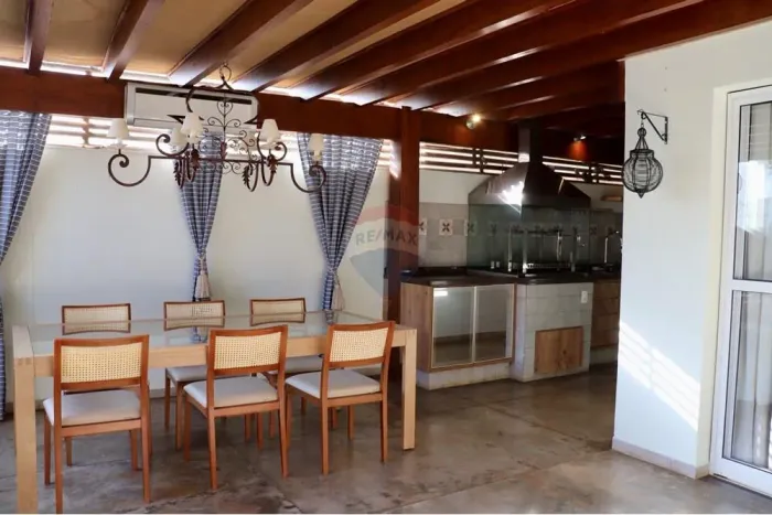 Casa para alugar, 2 quartos, 125m² no Jardim Botânico