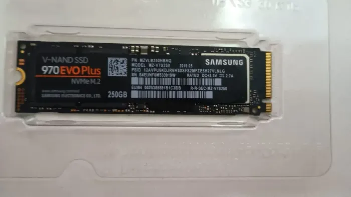 SSD M2 NVME 970 EVO PLUS 250 GB