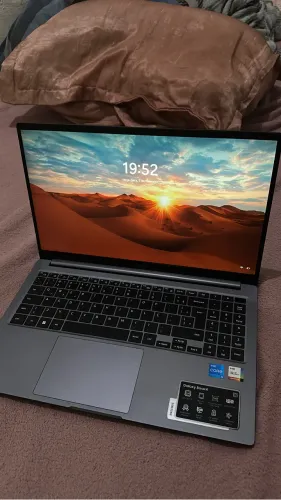 Notebook Samsung Galaxy Book4 Intel Core i5 8GB RAM SSD 256GB 15,6" Full HD Windows 11 