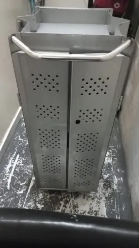 Vendo móveis para salão de beleza 