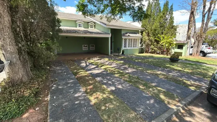 Otima casa para locação em Alphaville residencial 10 , por apenas 15.000.00 o pacote