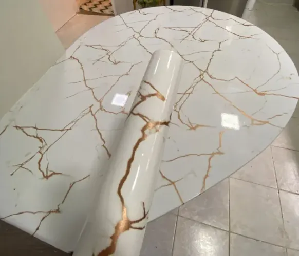 Plotagem de Móveis Adesivação