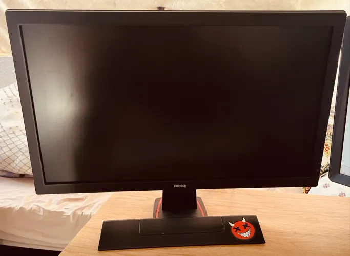 Monitor para jogos BenQ GL2450-B 24" LED/LCD Full HD 1080p 60Hz HDMI/DVI/VGA