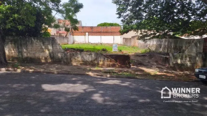 Terreno à venda, 600 m² por R$ 560.000,00 - Centro - Nova Esperança/PR