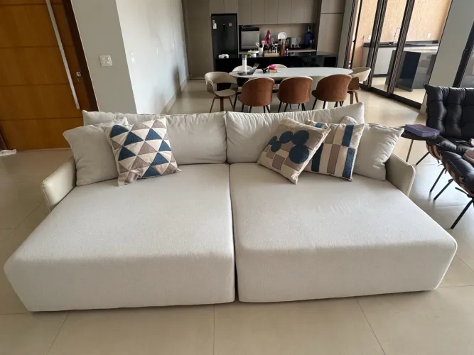 SOFÁ NEW CAPRI - 2,58 m | SOFÁ DE LUXO - ESTADO DE NOVO