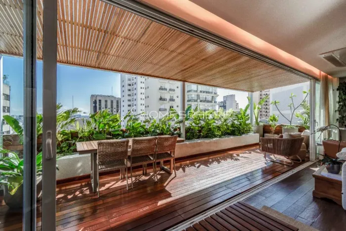 Condomínio Vila Adriana Alameda Franca, 760. Apartamento à venda Jardim América com 241m²,