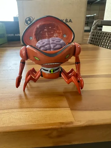 Boneco Ben 10 - Artrópode - Original BANDAI (Usado)