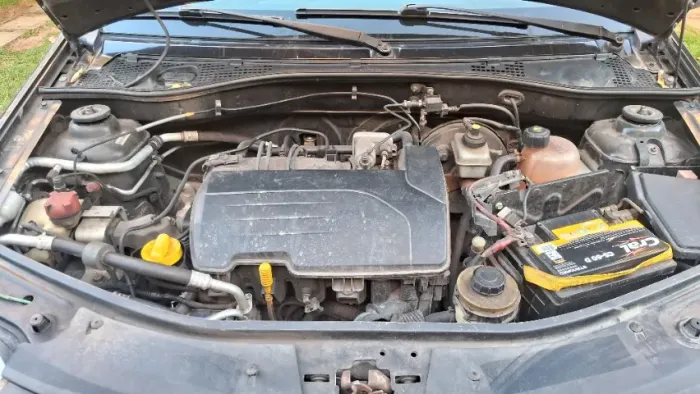 Renault Logan Authentique Hi-flex 1.0 16V 4P 2011