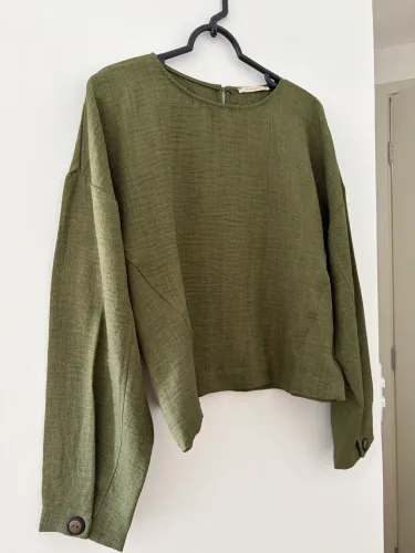 Blusa M esquire nova
