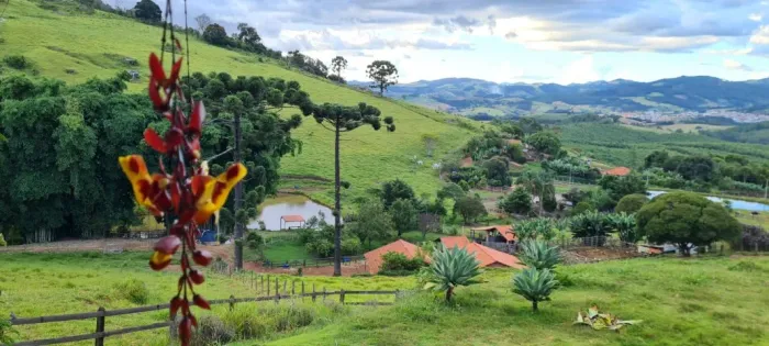 Lindo Sítio 24.000 m - Pedra Bela a 150 Km de São Paulo - Porteira Fechada