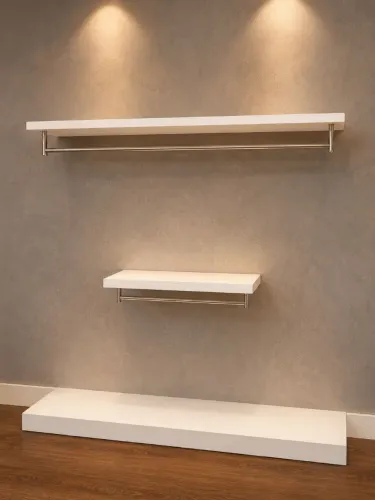 Expositor de Loja com Madeira e Suporte Inox