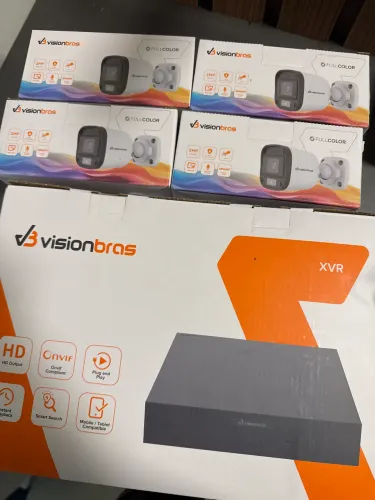 Câmeras de segurança - kit com 4 câmeras 