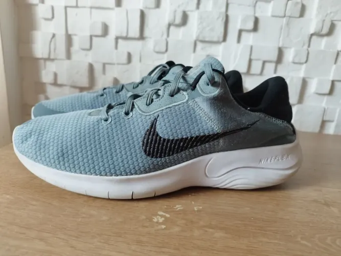 Tênis Nike Original NR 44/45